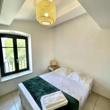 Apartment Varsovia/parking Privee/calme Carcassonne